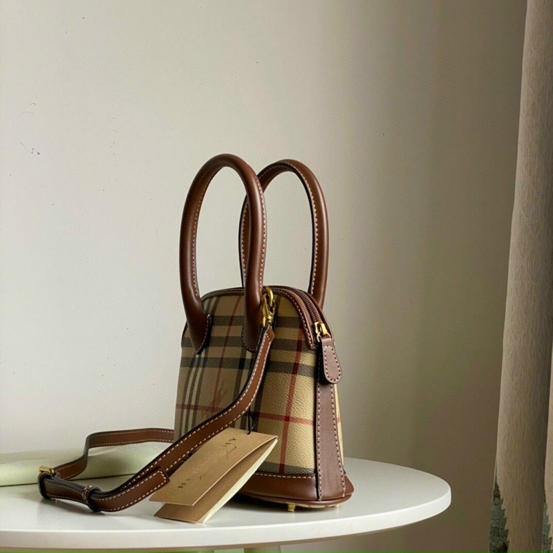 Túi Bbr mẫu hến