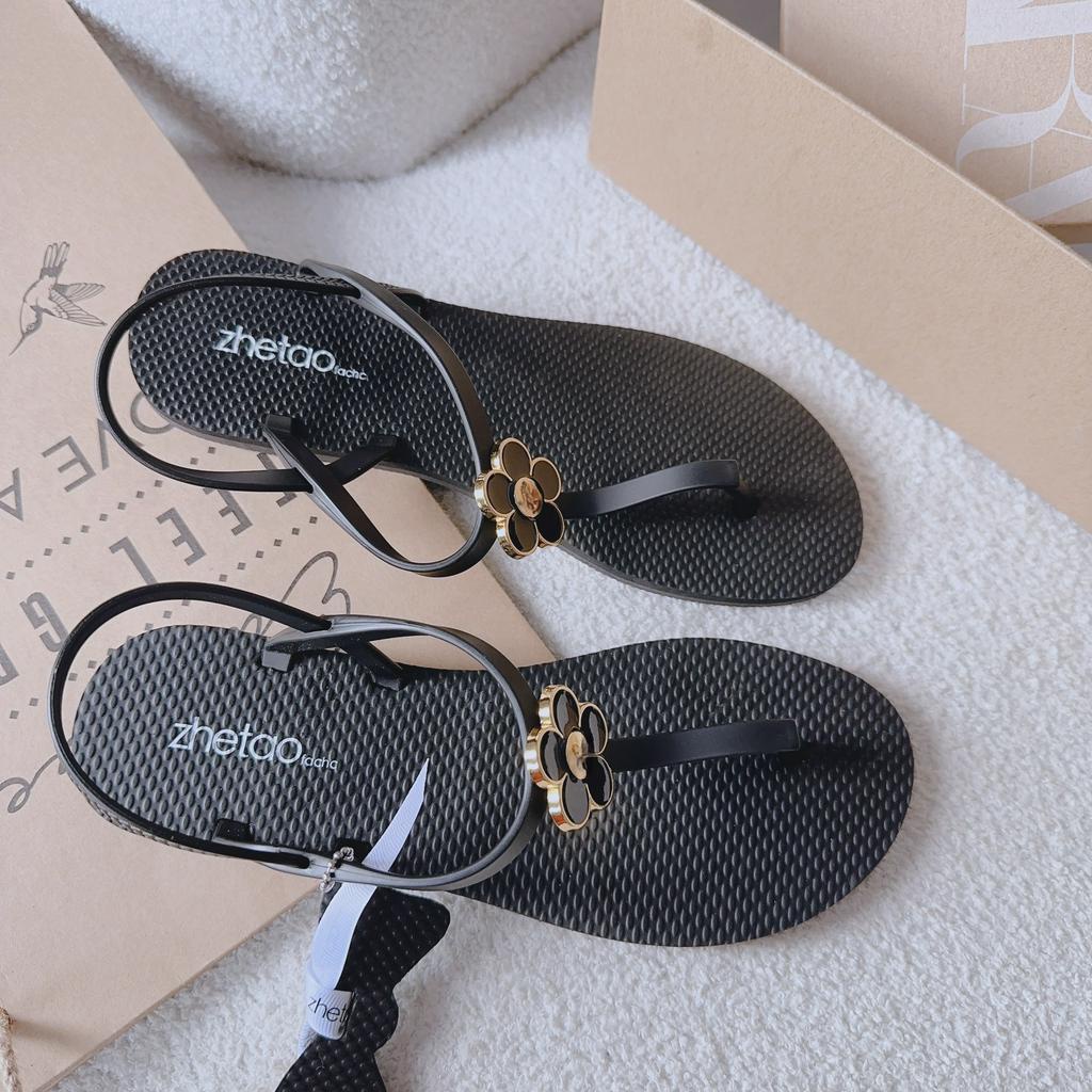 SANDAL NỮ LOVIIECORNER - GIÀY  THỜI TRANG QUAI NGANG KẸP ĐÍNH BÔNG HOA XINH XẮN ĐẾ THẤP S230518