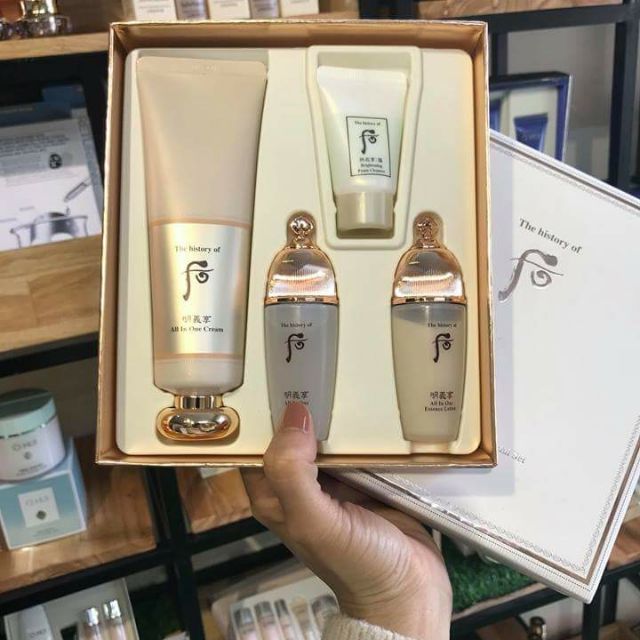 Set dưỡng cao vạn năng Whoo