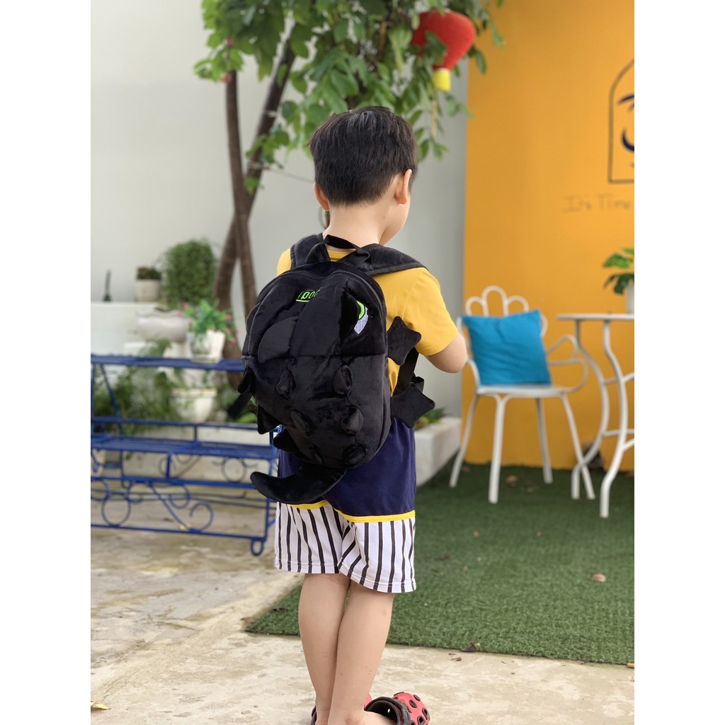 ( Loại bé ) Balo khủng long màu Đen vải nhung, loại cho bé