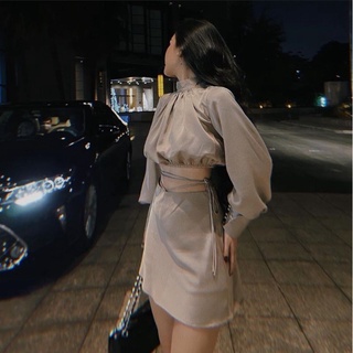 Set croptop lụa cổ cao nhún tay dài bo eo + Chân váy lụa