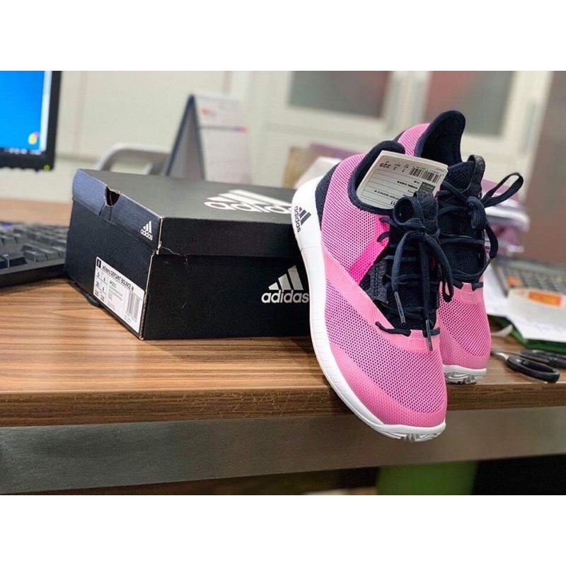 Thanh lý pass giày adidas màu hồng new sz 36 2/3 thanh lý pass giày adidas màu hồng new sz 36 2/3