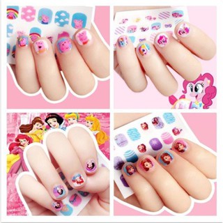 Set 5 tấm dán móng tay trẻ em (giao mẫu hình ngẫu nhiên khác nhau)