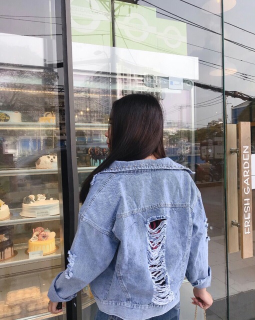 Áo khoác bò đắp vải rách lưng, hình thật 100%