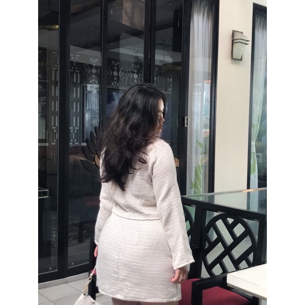áo croptop kiểu blazer BIGSIZE phối với chân váy cực xinh FATTYTA