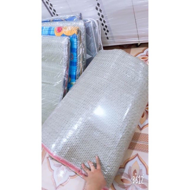 Nệm chiếu gấp gọn