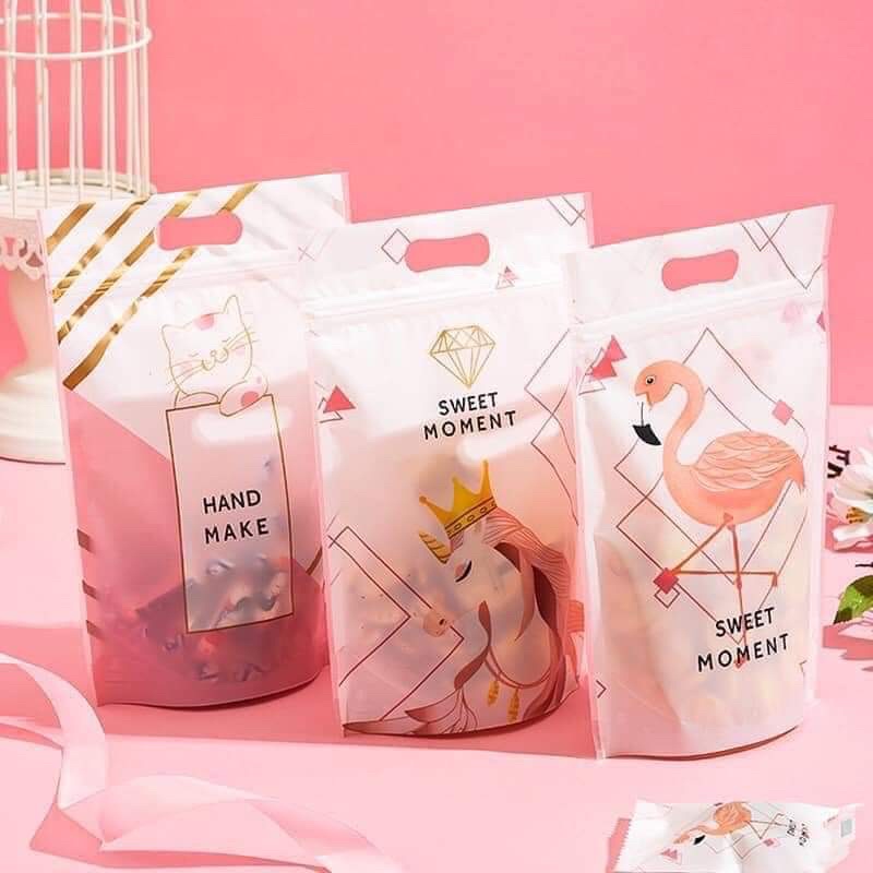 Túi zip đựng bánh kẹo hồng hạc ngựa mèo