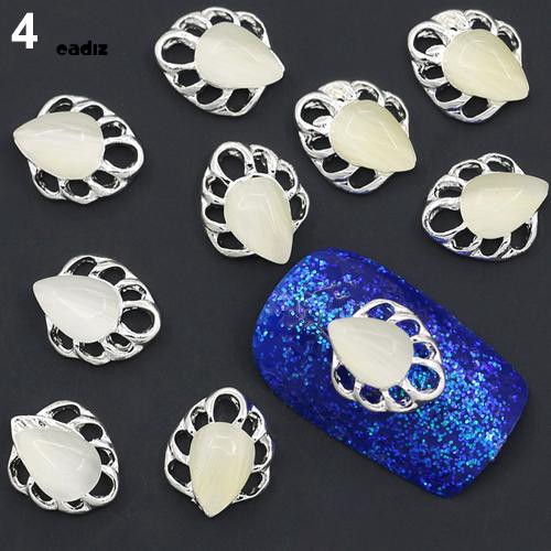 Set 10 miếng dán trang trí móng với thiết kế ấn tượng