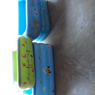 Bể phao tắm cho trẻ