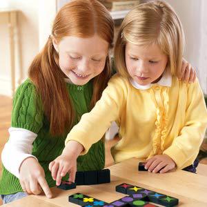 Bộ trò chơi board game qwirkle độc đáo