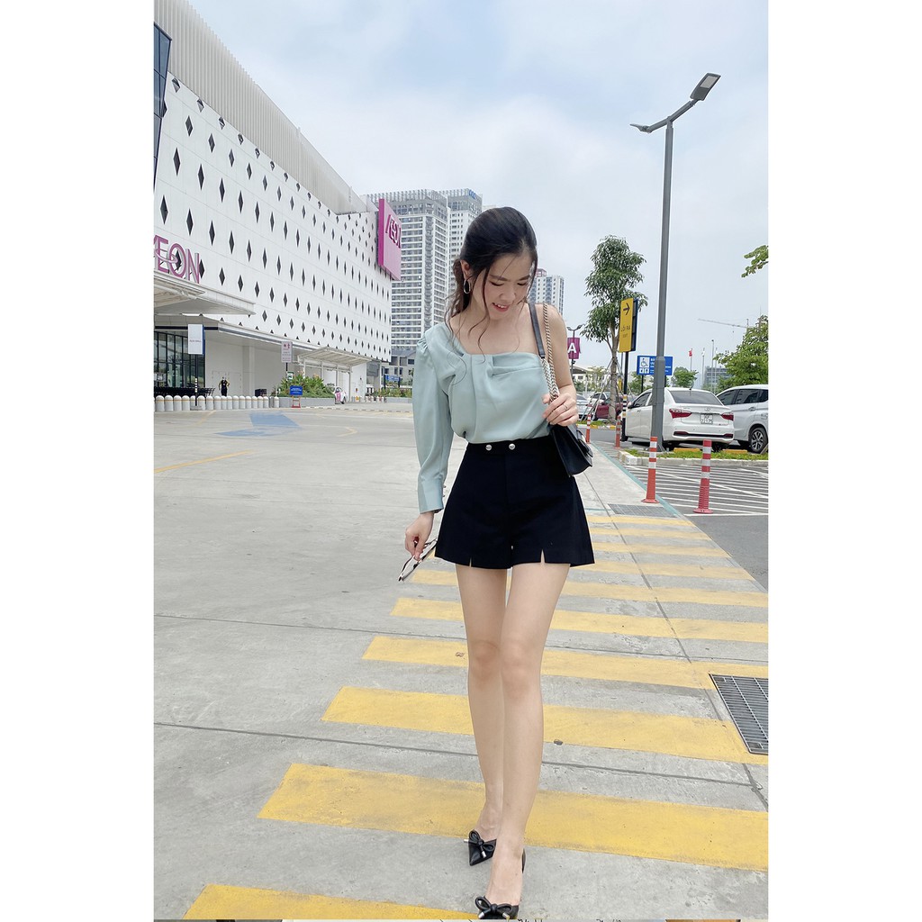 [Mã WABRM50 giảm 15% đơn 99k] Áo sơ mi tay lửng lệch vai - 20Again | BigBuy360 - bigbuy360.vn
