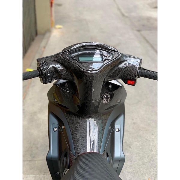 Nút đỏ pasing và nút đỏ đề máy