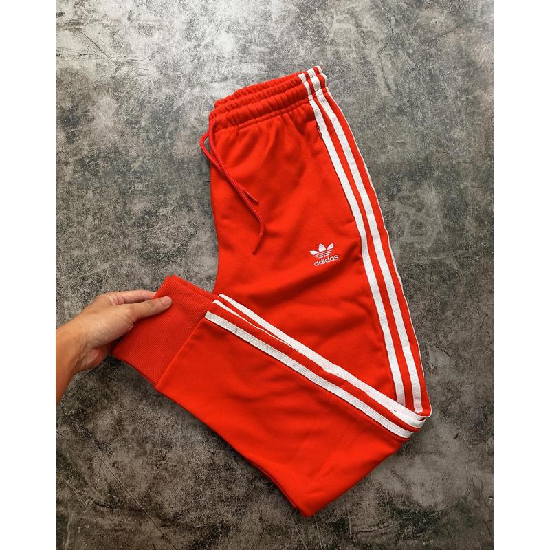⚡️FREE SHIP⚡️ Quần nỉ Adidas Cuffed Track Pants màu đỏ sọc trắng XUẤT DƯ FULL TEM TAG