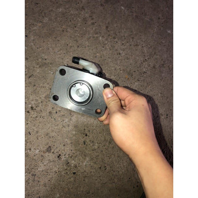 Tổng phanh 6700 xe forland 9,9 tạ  1 tấn ren bắt dầu phi 10 và phi 12