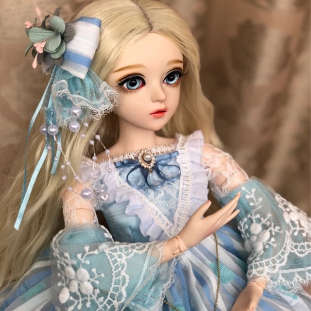 Búp bê doris Loulou