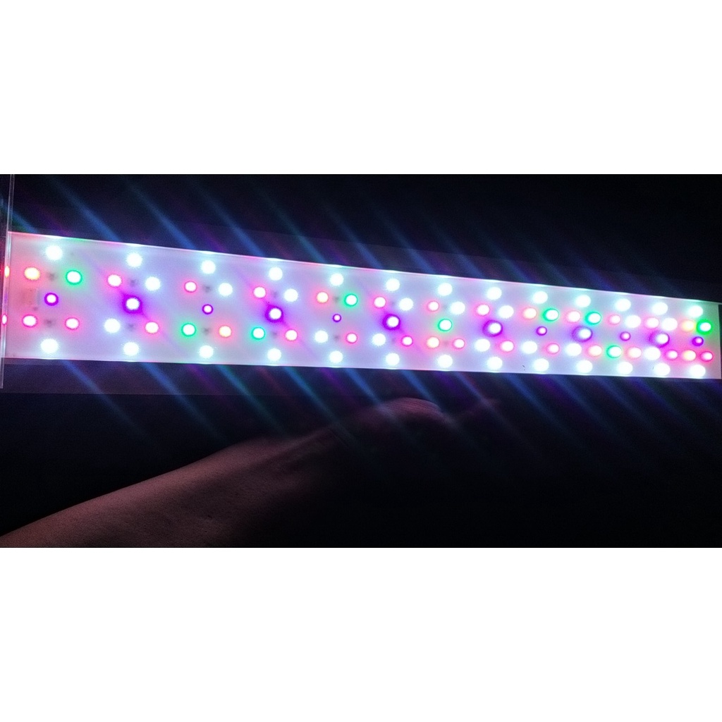 Đèn led Week Aqua V Series WRGB 2021 kèm dimmer điều chỉnh ánh sáng và hẹn giờ hồ thủy sinh từ 60 đến 100CM