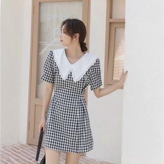 Đầm caro cổ bèo thắt eo