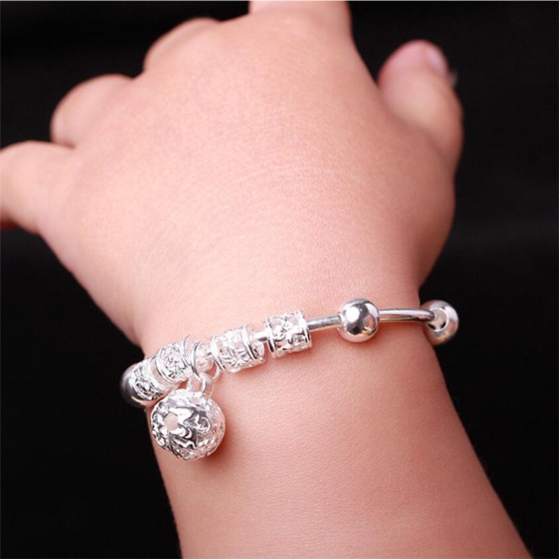Vòng lắc tay cho bé bằng bạc 925