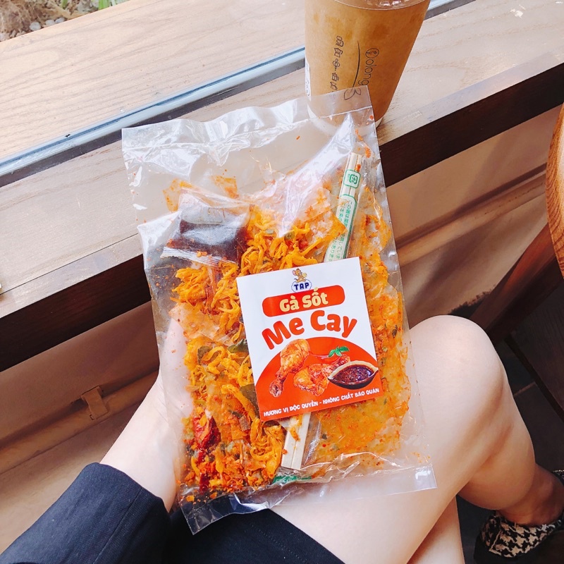 Bánh tráng trộn tẩm vị khô gà sốt me cay ăn liền kèm đũa thơm ngon độc quyền ngon nhất Hà Nội/Snack Cô Tấm