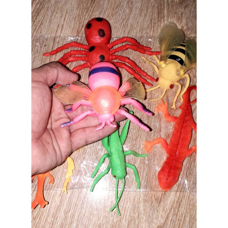 Sét 6 mô hình côn trùng bằng nhựa cứng rất đẹp