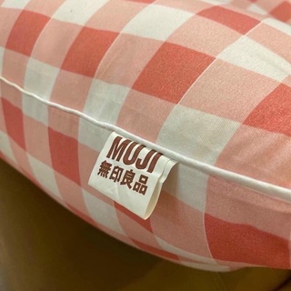 ruột gối muji