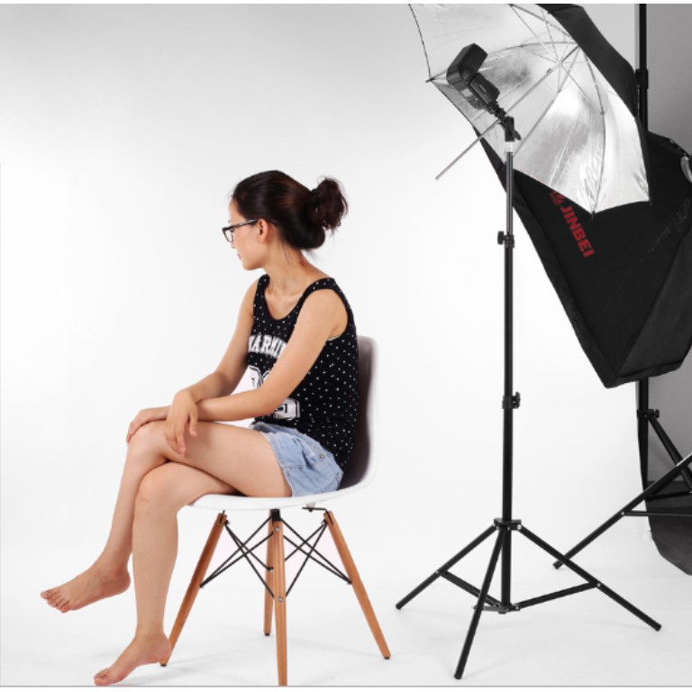 Chân đế giá đỡ đèn flash speedlite có lỗ gắn dù hắt sáng chất liệu hộp kim nhôm chắc chắn