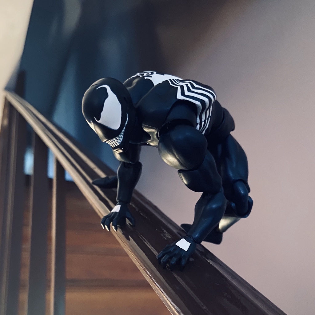 Mô hình Venom Mafex 088 The Amazing Spider Man Comic Ver bootleg