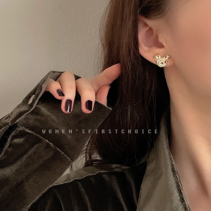 Hoa tai mạ bạc hình chú gấu đơn giản đáng yêu