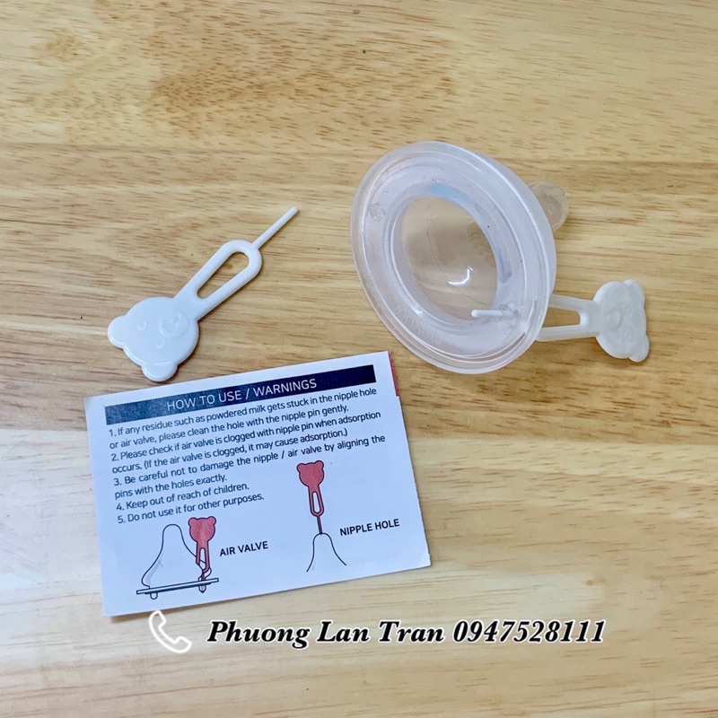 Que thông van khí núm ti Moyuum, Grosmimi