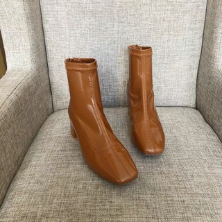Boot da bóng 5cm quảng châu