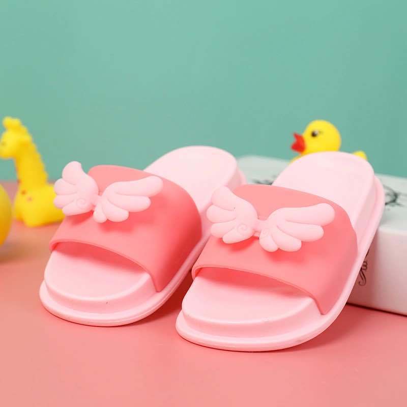 Dép Đi Trong Nhà Đế Mềm Chống Trượt Họa Tiết Hoạt Hình Dễ Thương Cho Bé