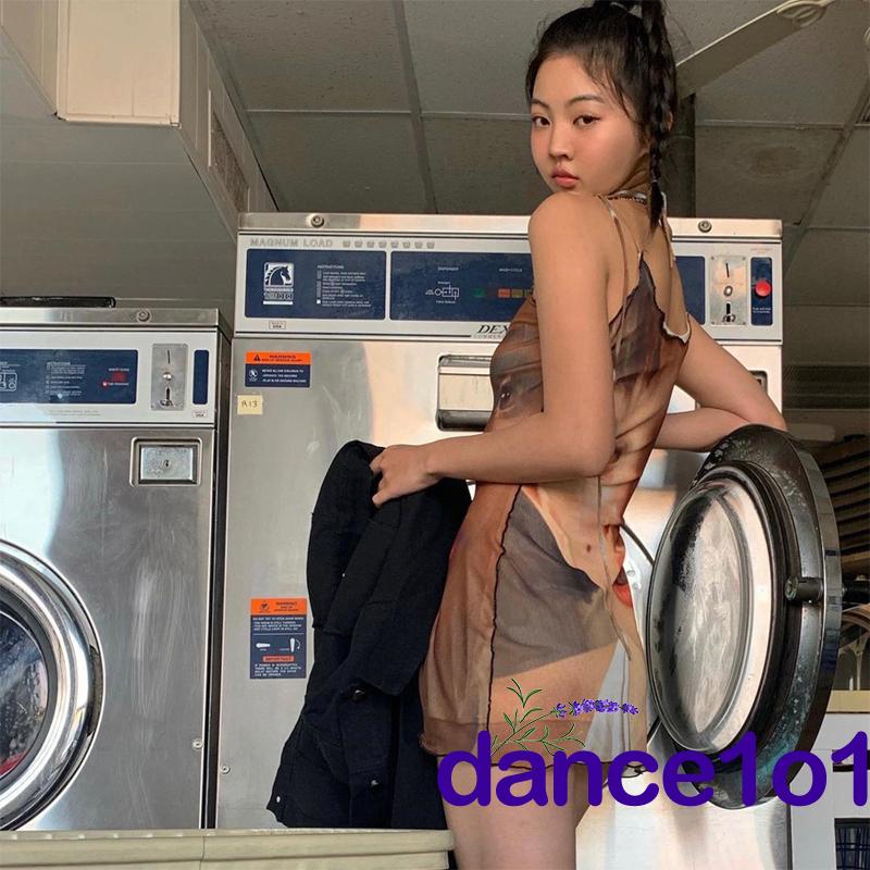 Váy hai dây in họa tiết chân dung xinh xắn dành cho nữ