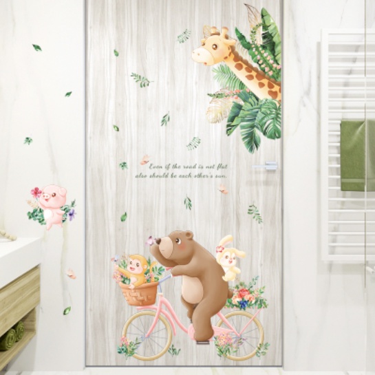 Decal trang trí tường - Hươu cao cổ và chú gấu đạp xe
