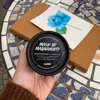 Mặt nạ đất sét tươi Lush Magnamity