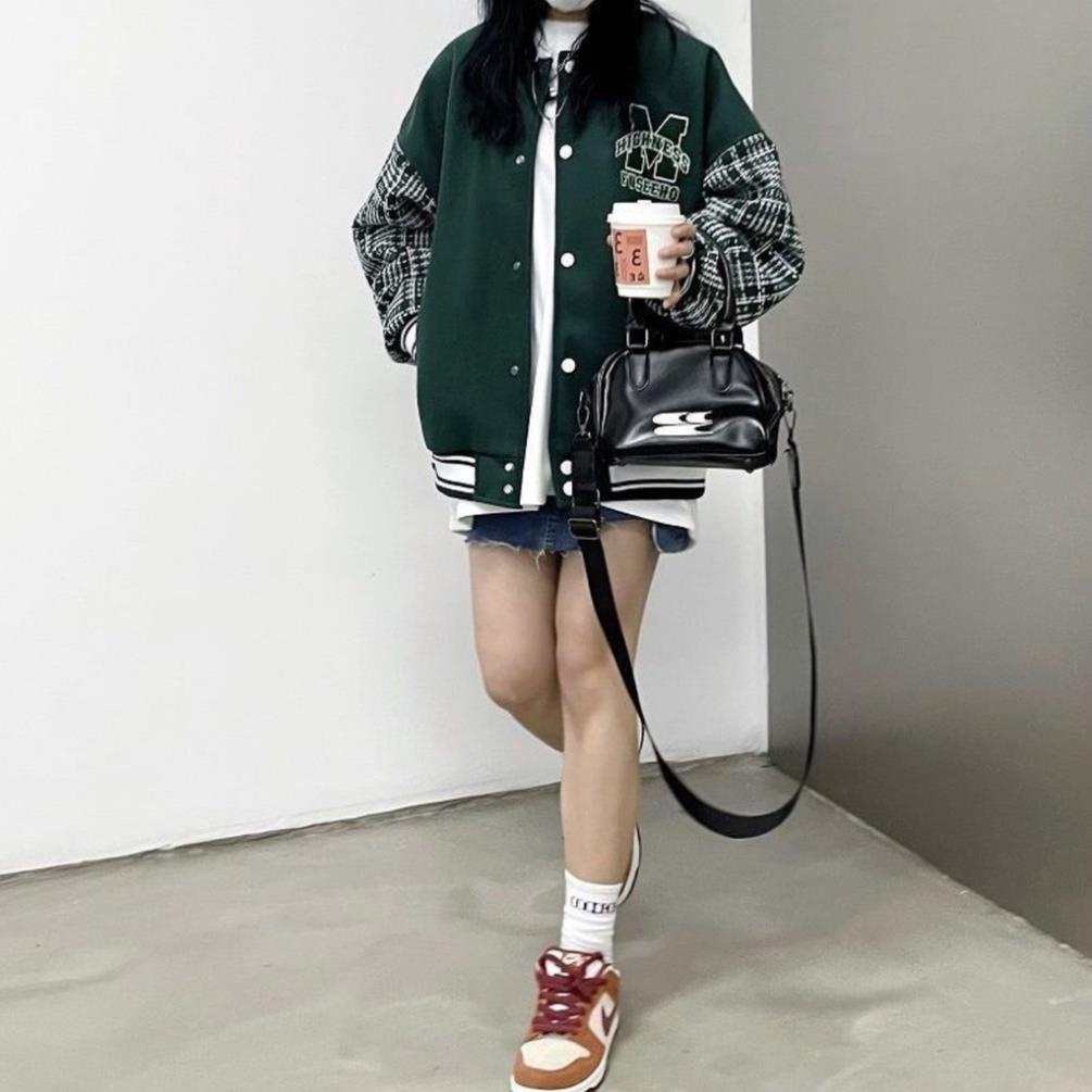 Khoác Bomber Nỉ Nam  Nữ Chữ M Tay Kẻ Bồng Bo Tay Dáng Rộng Unisex Uzzlang Thêu Phối Tay