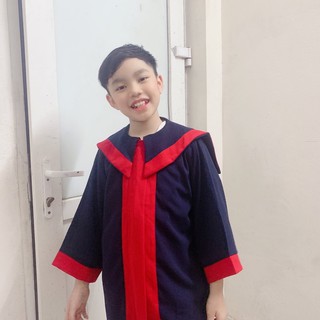 Áo cử nhân mầm non