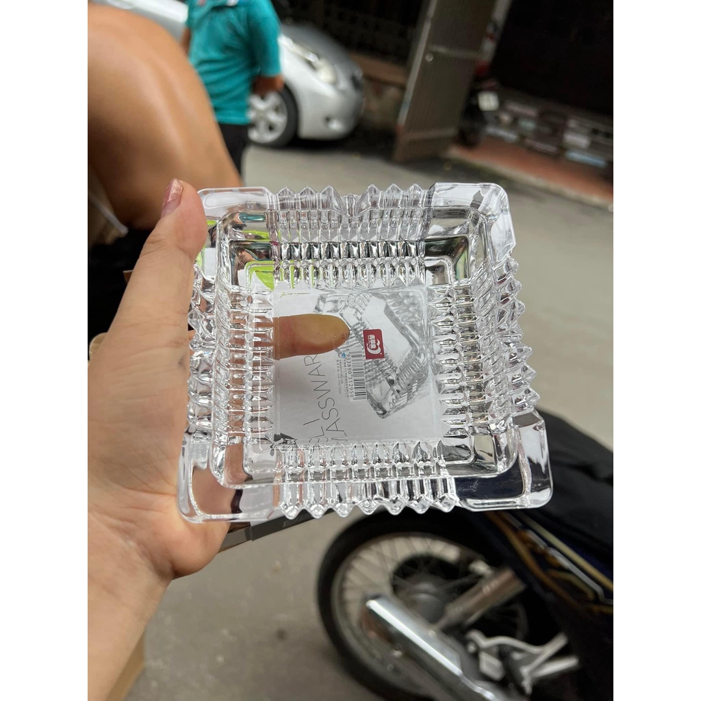 DỤNG CỤ GẠT TÀN THUỐC LÁ THUỶ TINH