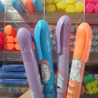 1 cây bút dạ quang hình cute