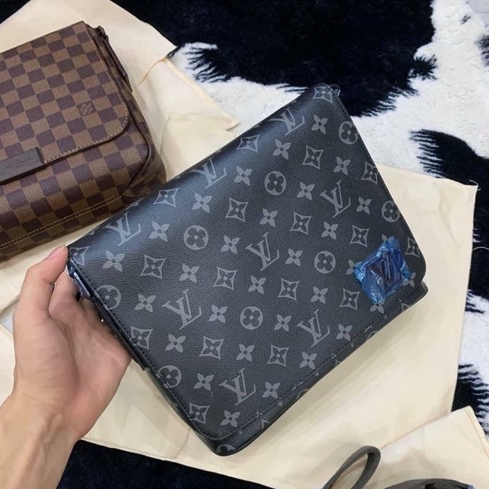 Túi cặp đeo chéo Louis Vuitton Super Distric TC 25x22x8 [ Dota ]