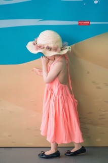 Đầm maxi cho bé đi biển