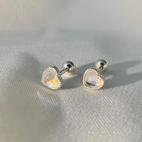Khuyên bông tai bạc nữ mặt trái tim đá cầu vồng nhỏ nhắn, chốt bi tròn vặn sang chảnh | HARMONY ACCESSORIES K200