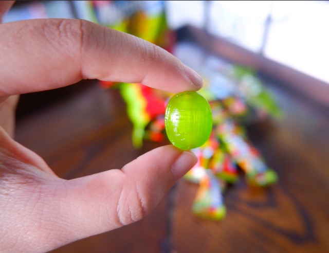 KẸO ALPENLIEBE HƯƠNG XOÀI NHÂN MUỐI ỚT TÚI 87G/GÓI ( HÀNG CÓ SẴN )