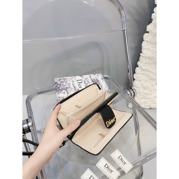 Ví cầm in hoạ tiết,tag đior fullbox