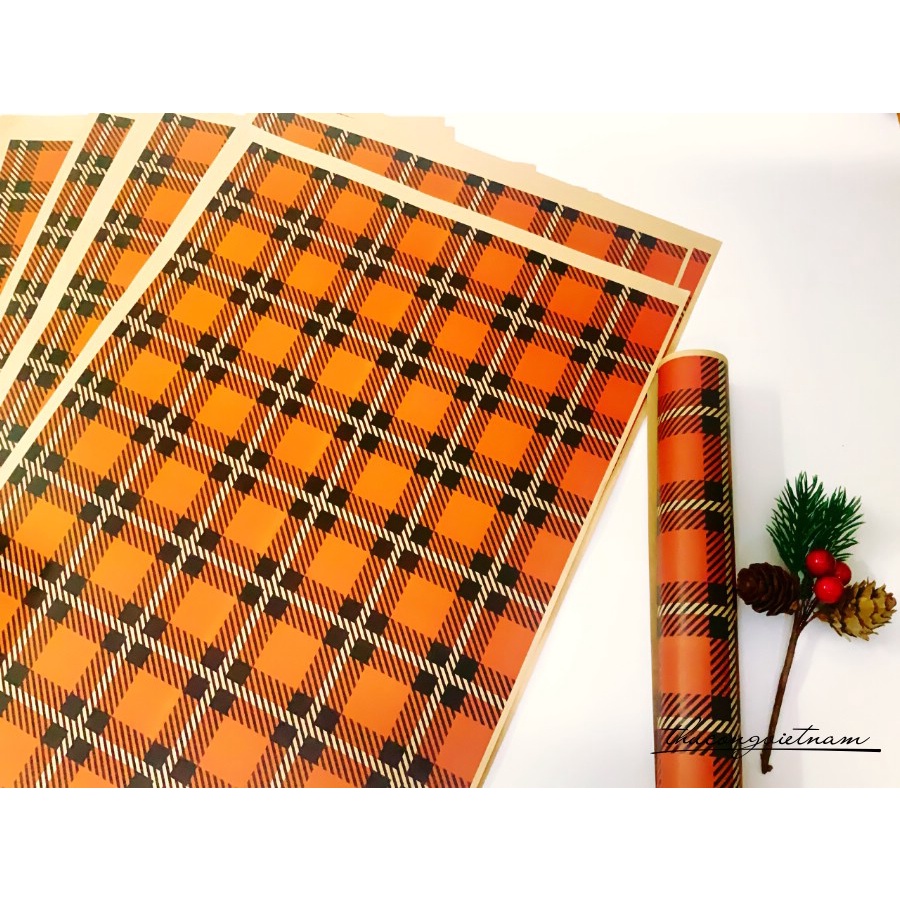 Giấy gói quà kraft Nhật A3 tông đỏ