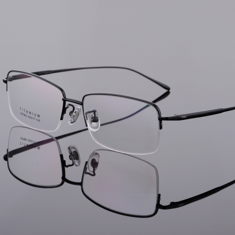 kính mát gọng titan thời trang nam tính | BigBuy360 - bigbuy360.vn