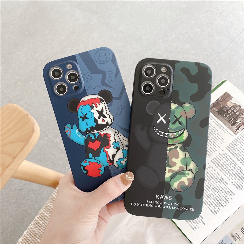 Ốp lưng cạnh vuông Kaws teddy OPBS04