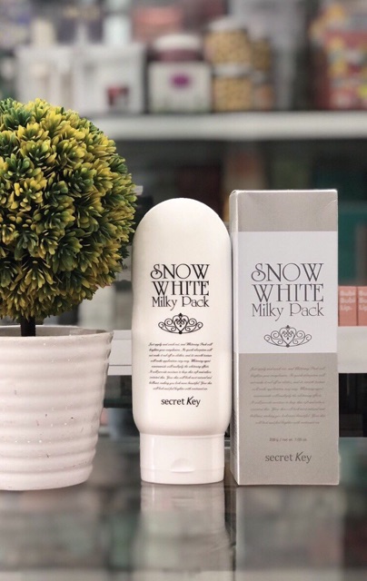 Kem ủ trắng mặt và toàn thân Secret Key Snow White Milky Pack | BigBuy360 - bigbuy360.vn