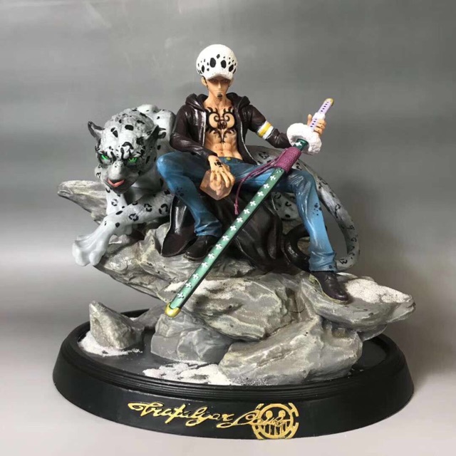 Mô hình Trafalgar D. Water Law One piece