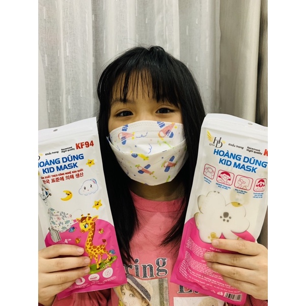 Khẩu trang trẻ em 4 lớp KF94 sản xuất theo công nghệ Hàn Quốc giúp bé kháng khuẩn , chống bụi , an toàn cho bé