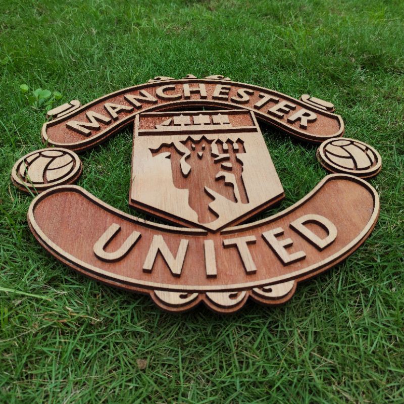 Logo Treo Tường Trang Trí Hình Câu Lạc Bộ Bóng Đá Manchester United 39cm